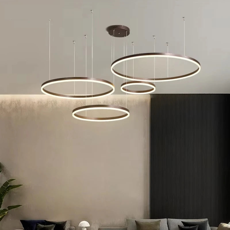 Modern LED Gyűrű Csillár – Arany vagy Fekete, Állítható Magasság