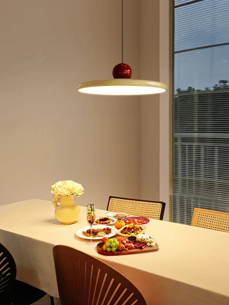 Repülő Pillangó LED Mennyezeti Lámpa – Krém Kreativ Design