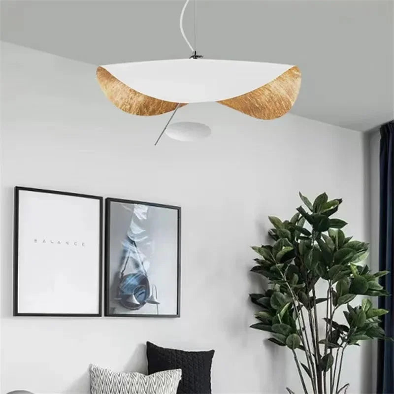 Modern Íves Csillár "Francia Kalap" Design – Szemkímélő LED Lámpa Nappaliba