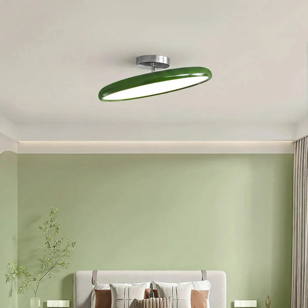 Zöld art deco LED lámpa zöld falú hálószobában