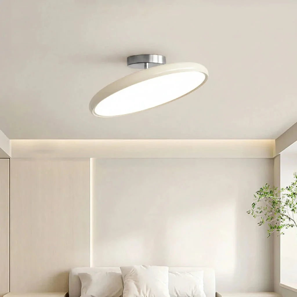 Krémfehér art deco LED lámpa hálószobában