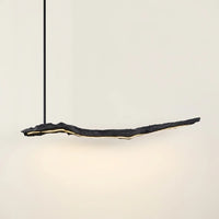 Fekete faág formájú wabi-sabi LED függőlámpa meleg fénycsíkkal