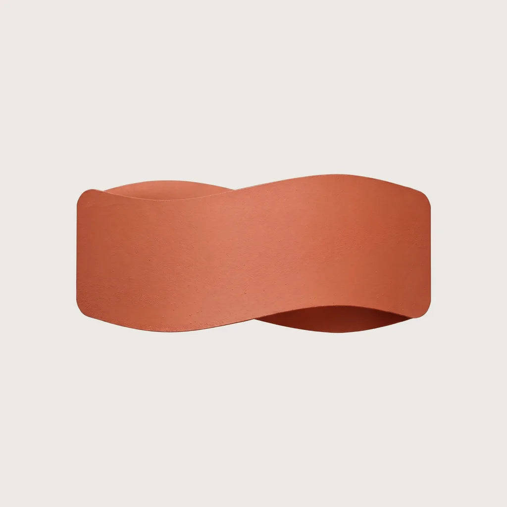 Hullámos acél sáv fali lámpa, okkervörös (30 cm)