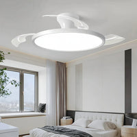 Fehér ventilátoros LED lámpa világos hálószobában