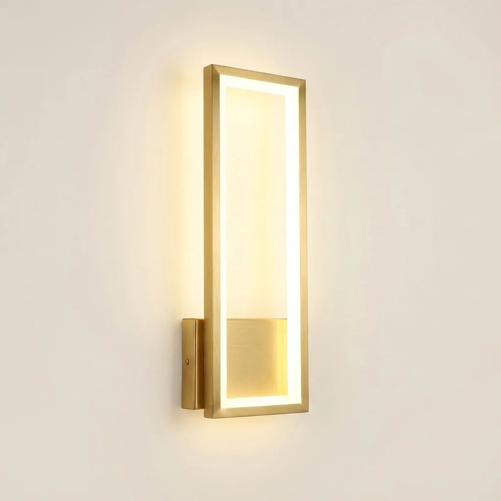 Arany LED keretes fali lámpa, világítva