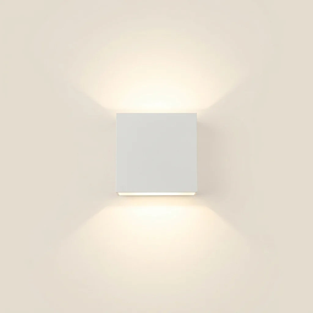 Fehér LED kocka fali lámpa, fel és le világít