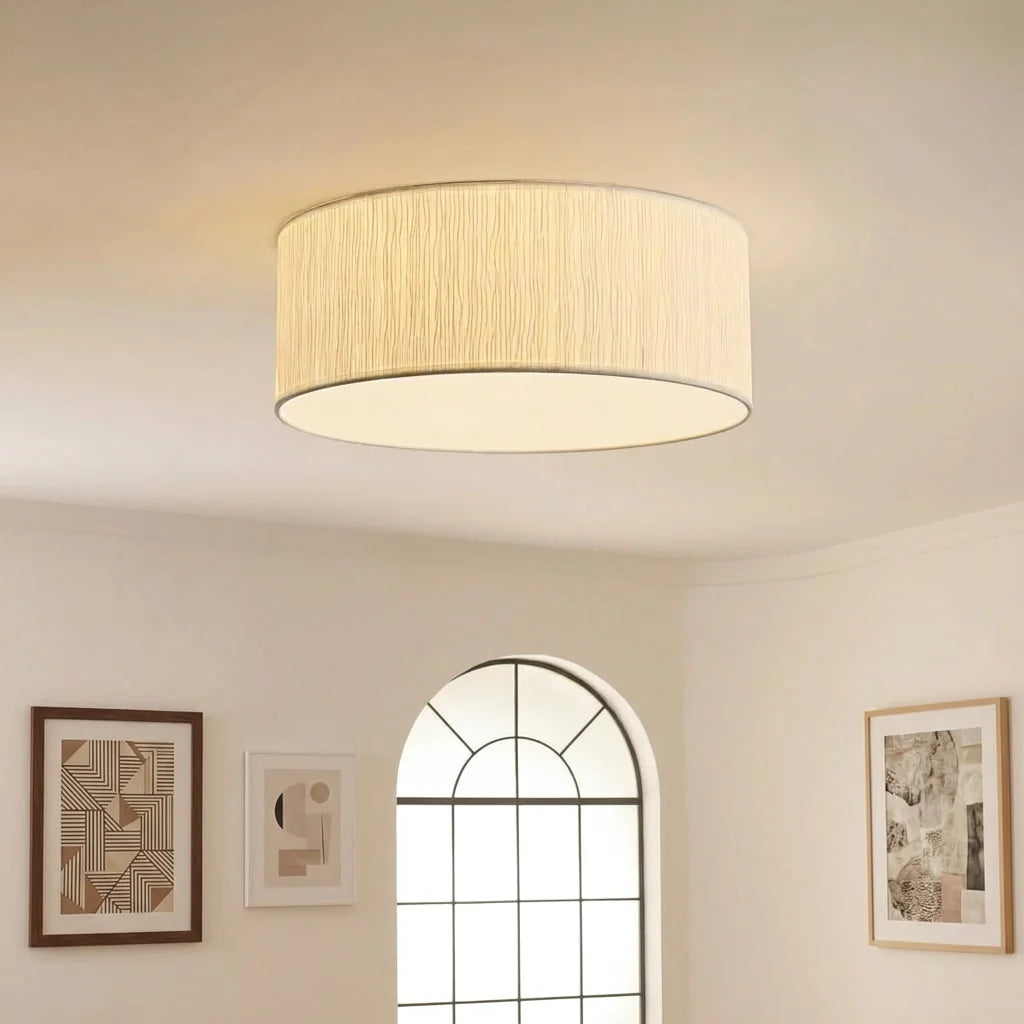 Lenvászon mennyezeti lámpa világos nappaliban