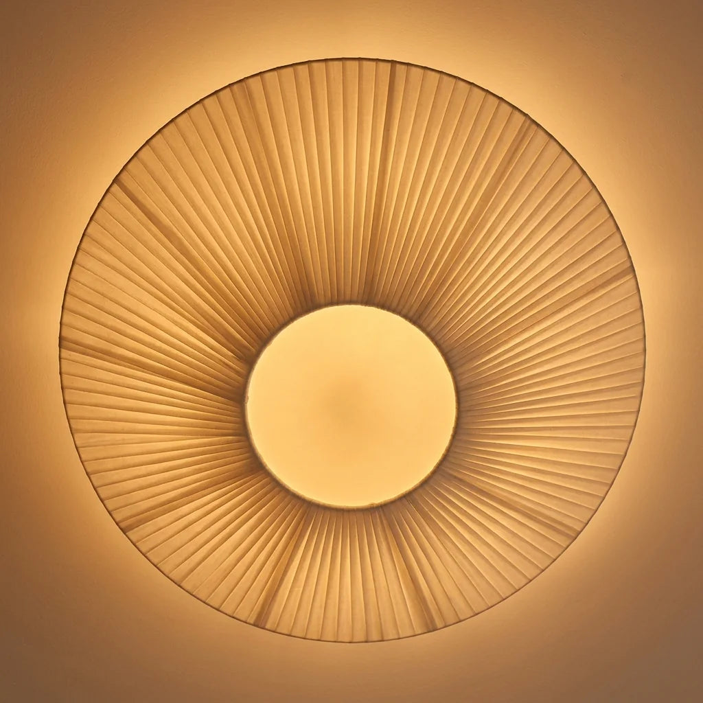 Világító pliszírozott búra alulnézetből