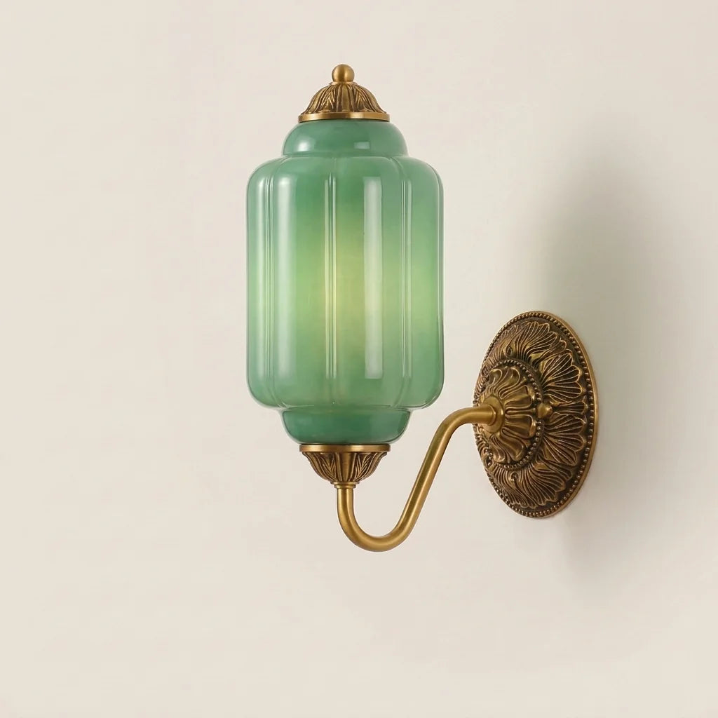 Zöld opálüveg lámpás fali lámpa réz színű karral, B modell