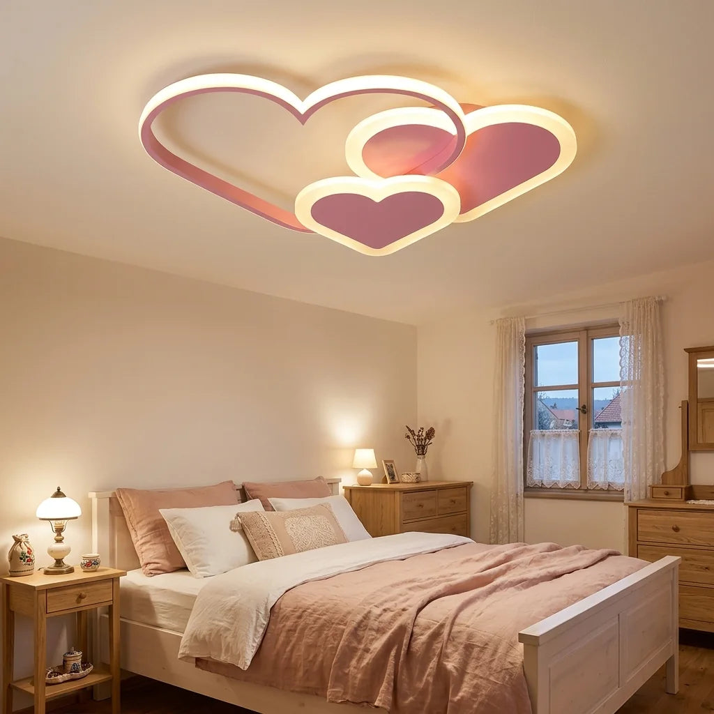 Szív LED mennyezeti lámpa romantikus hálószobában