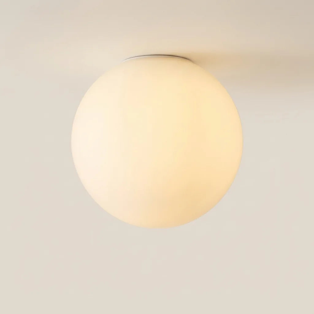 Tejfehér üveggömb mennyezeti lámpa meleg fénnyel